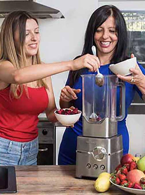 Meet The Maker - The Smoothie Bombs