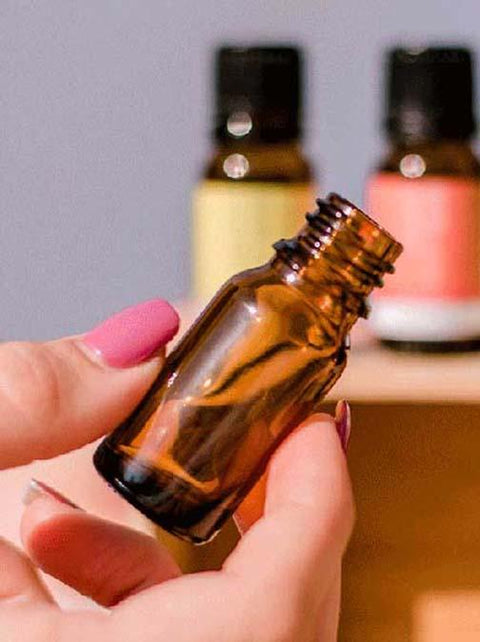 How To Make Your Own Natural Perfume